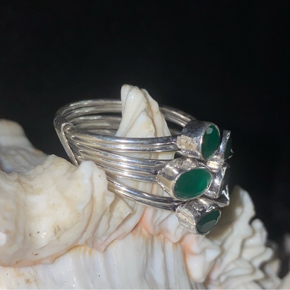 Charming Green Onyx multi-gem handcrafted ring - Picture 3 of 9